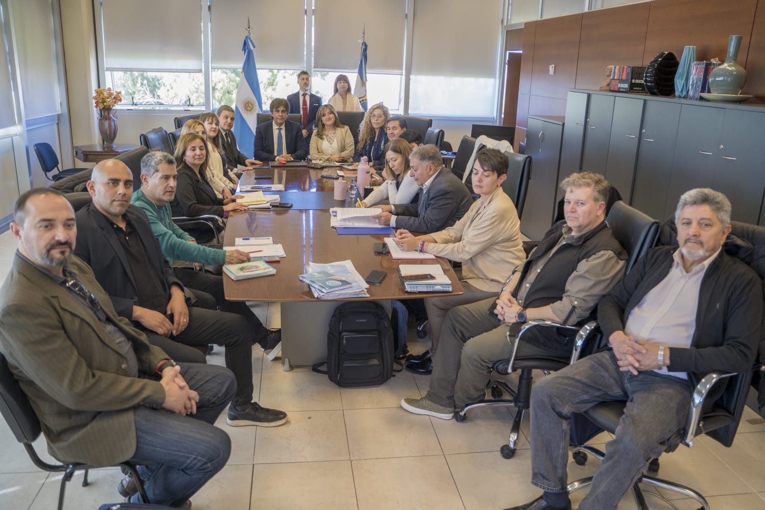 AMET participó de la paritaria en la que el Gobierno realizó un ofrecimiento y se bajará a las bases